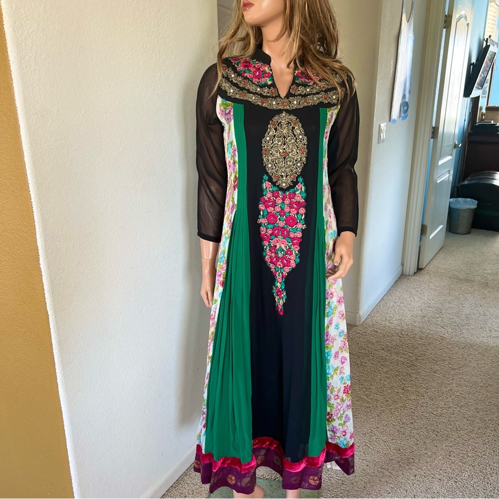 VTG. STUNNING Folk Boho Embroidered Handmade Dress - Picture 11 of 14